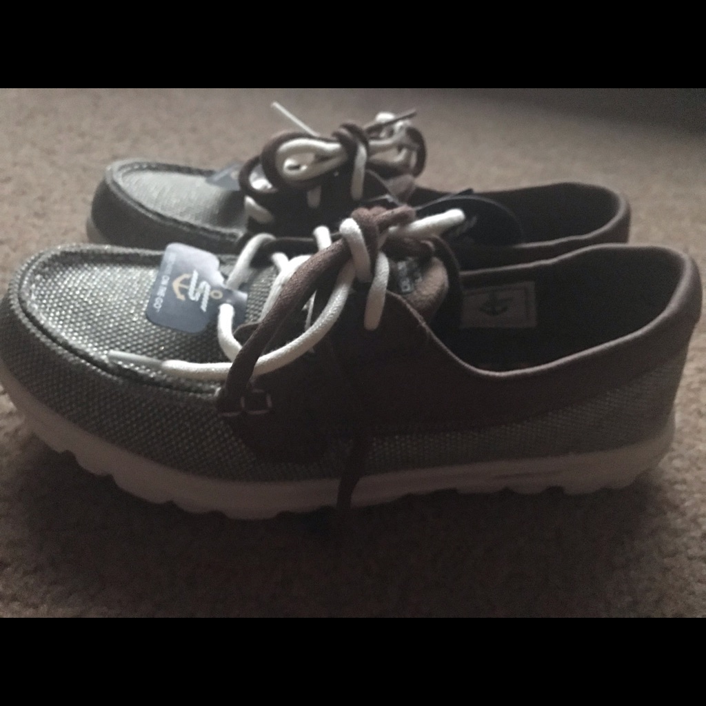 Brand New Skechers Size 7